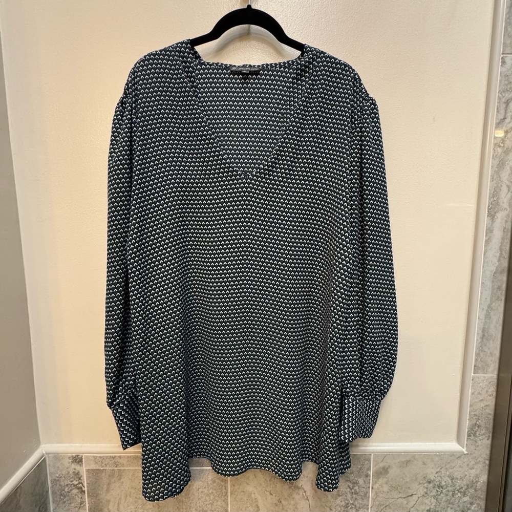 Adrianna Papell Women’s Blouse Size 3X Geometric Patterned